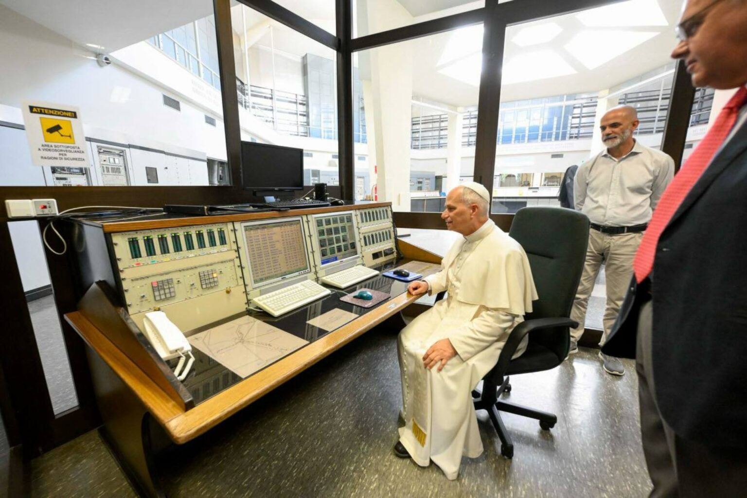 papa-leon-xiv-radio-vaticana-1536x1024