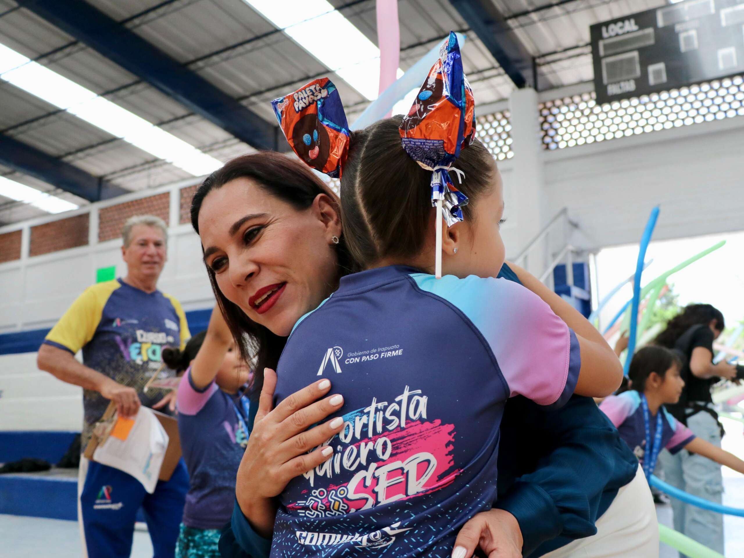 VISITA LORENA ALFARO CURSOS DE VERANO DE LA COMUDAJ (3)