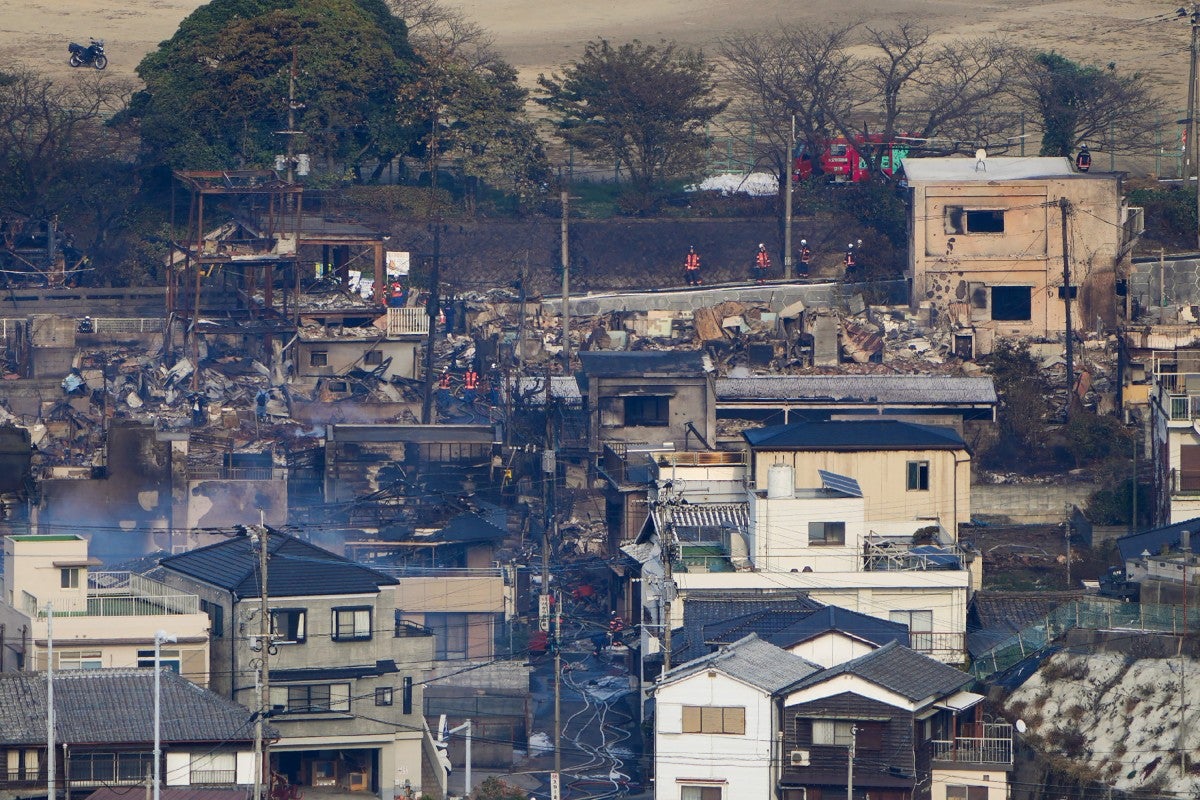 afp_20251119_84fy8q6_v1_midres_japanfire