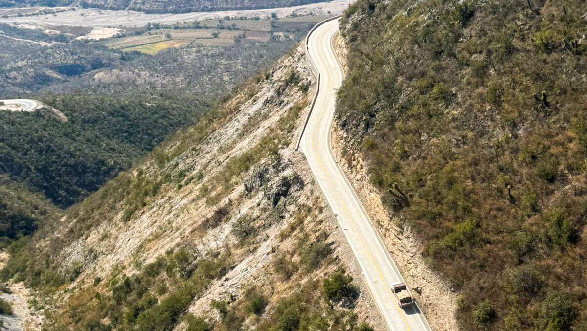 Gobierno de la Gente invierte 59.6 MDP en tercera etapa del camino La Noria - Las Palomas e