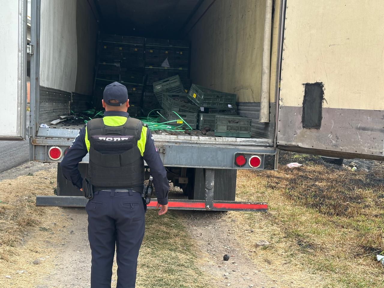 Recupera PEC caja refrigerada en Silao 03