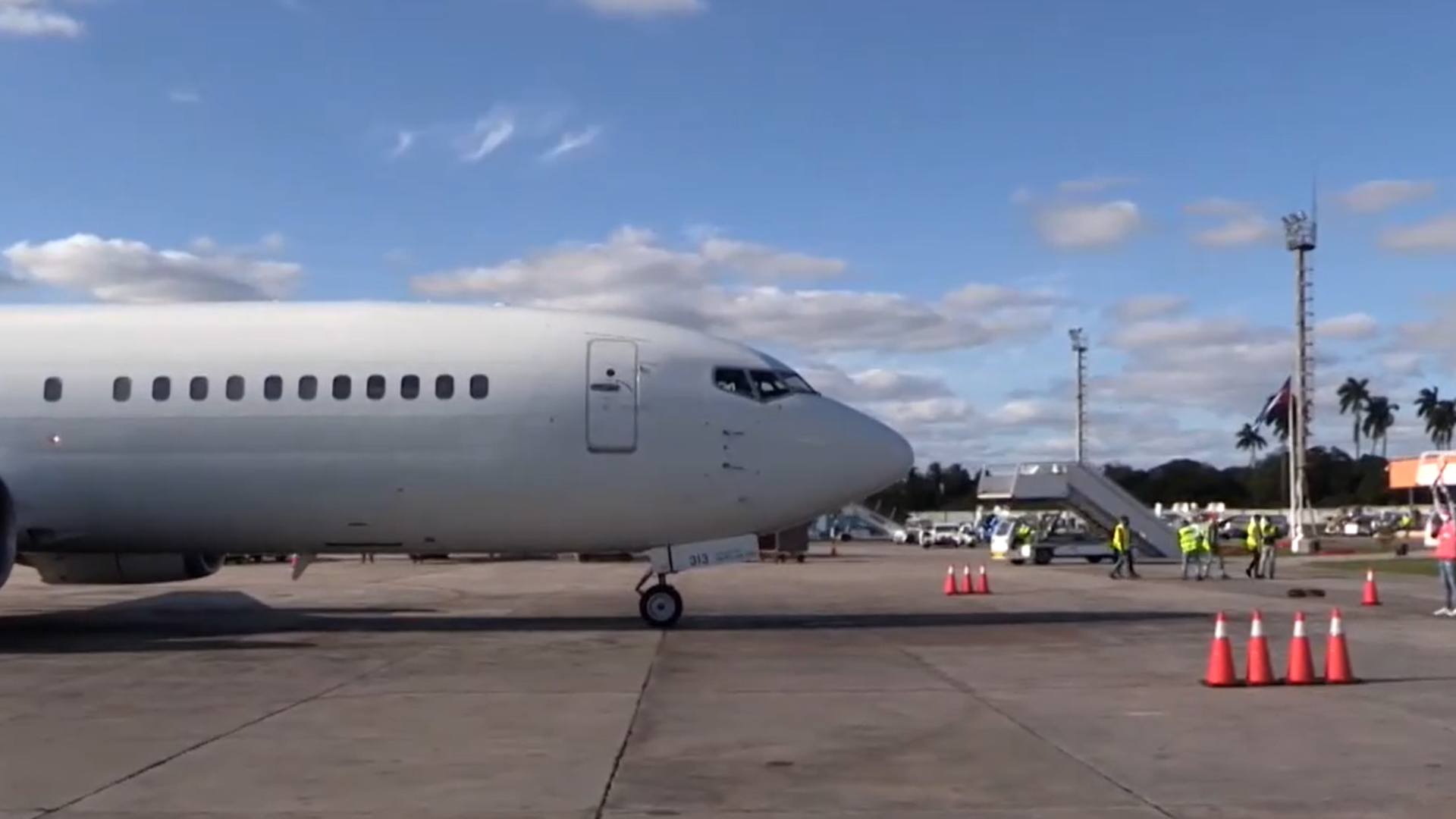 cuba-comunica-a-las-aerolineas-que-en-24-horas-se-queda-sin-combustible-para-aviones