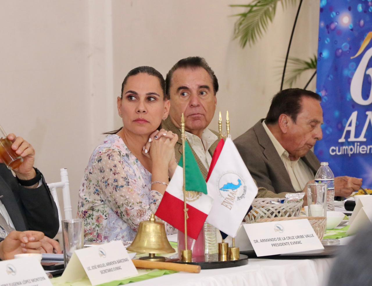 COMPARTE GOBIERNO DE IRAPUATO PLANES (7)