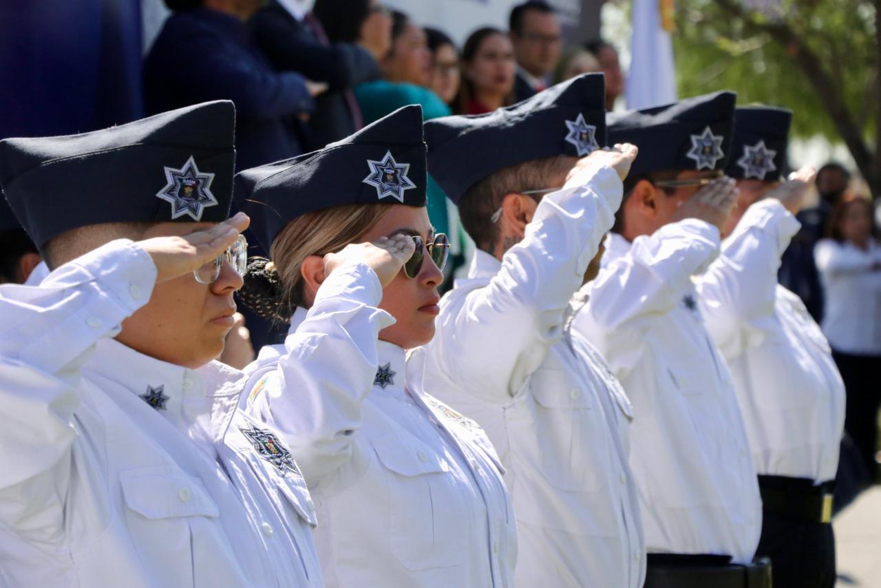 IZAMIENTO DE BANDERA MONUMENTAL (6)