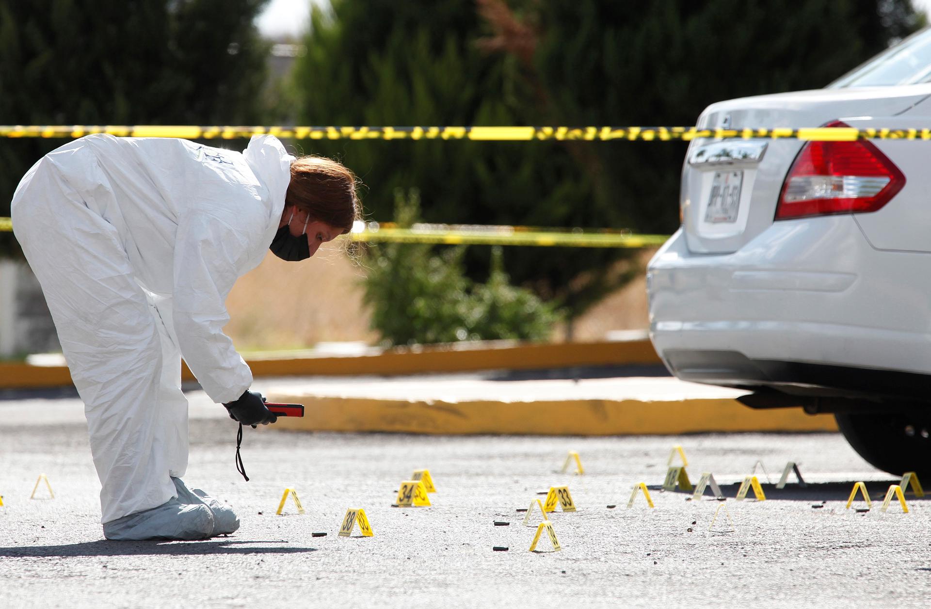 Grupo de hombres armados asesina a cuatro personas en balneario de Acapulco
