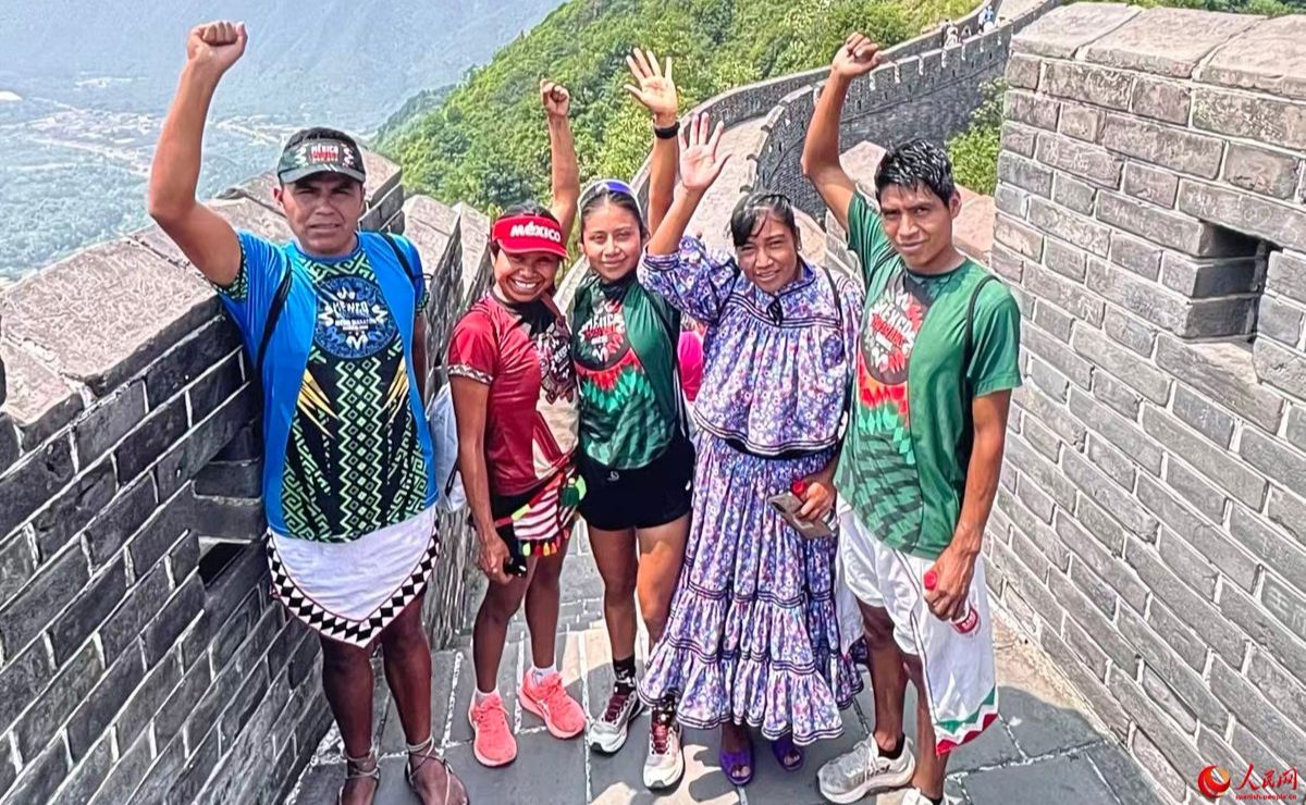 atletas-indigenas-de-mexico-en-maraton-de-la-gran-muralla-china