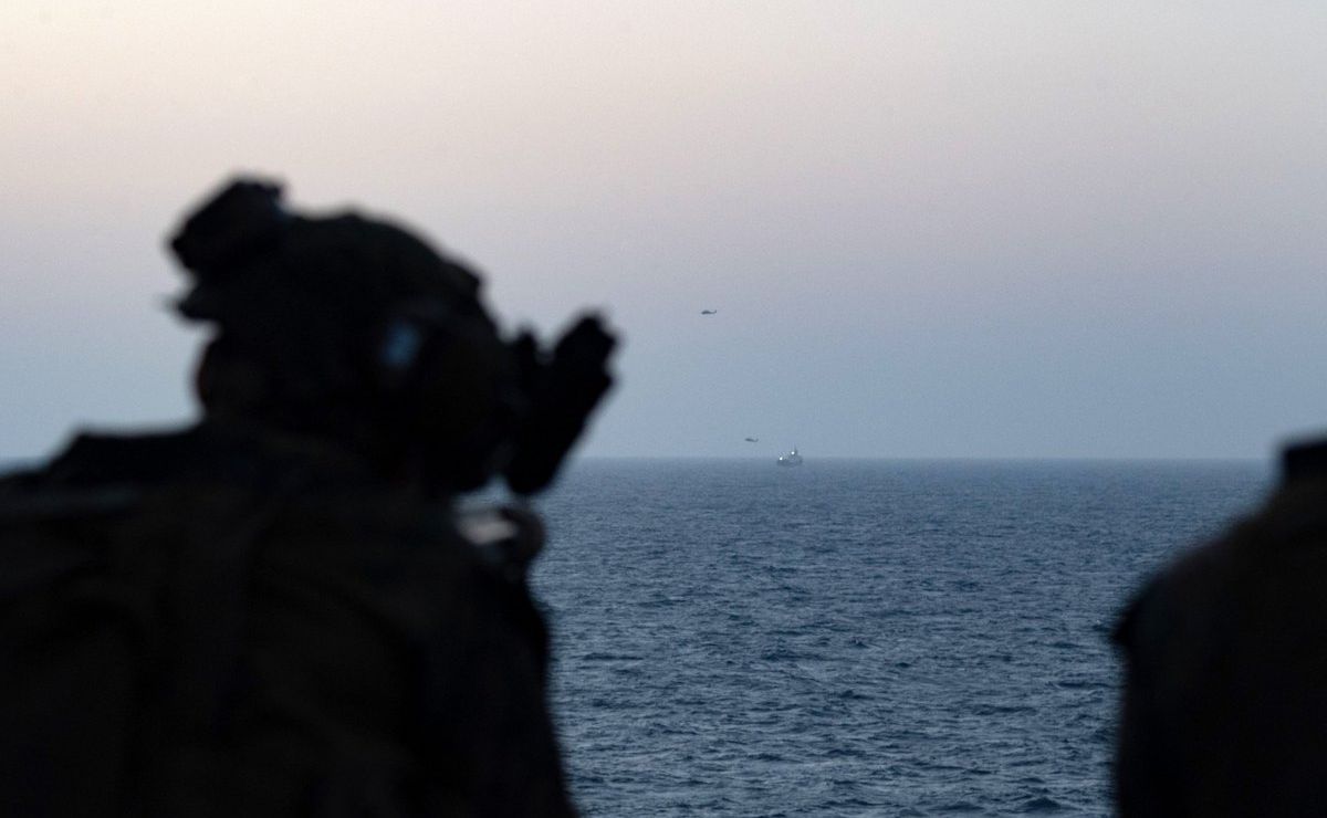 guardia-en-el-mar-arabigo-durante-operaciones-de-bloqueo-naval-contra-iran